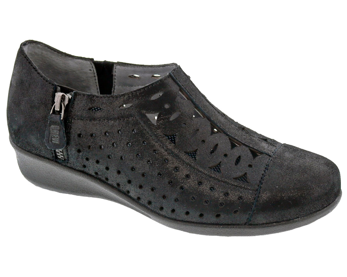 METRO Black Microdot Leather